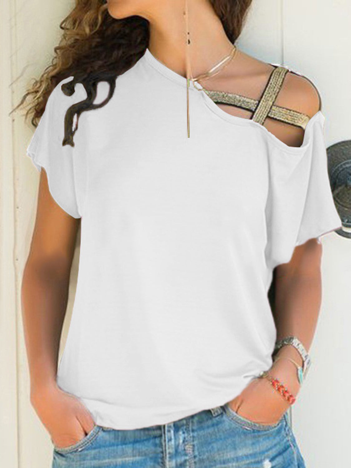 ASYMMETRICAL NECK T-SHIRT