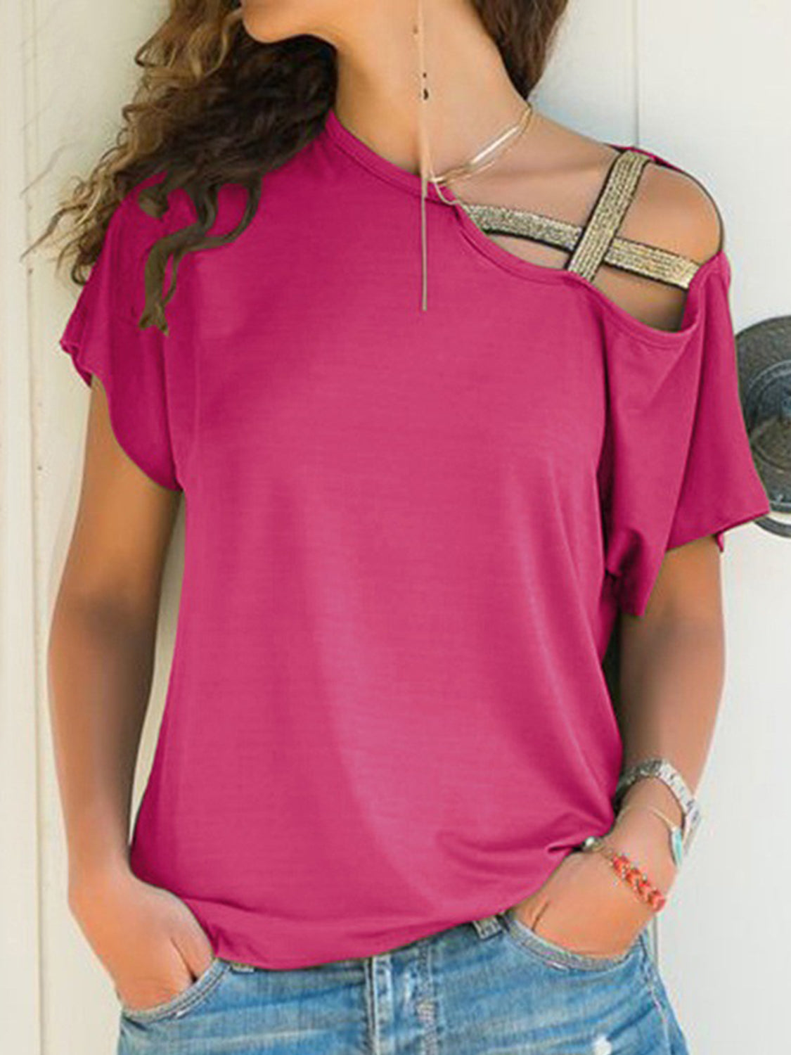 ASYMMETRICAL NECK T-SHIRT