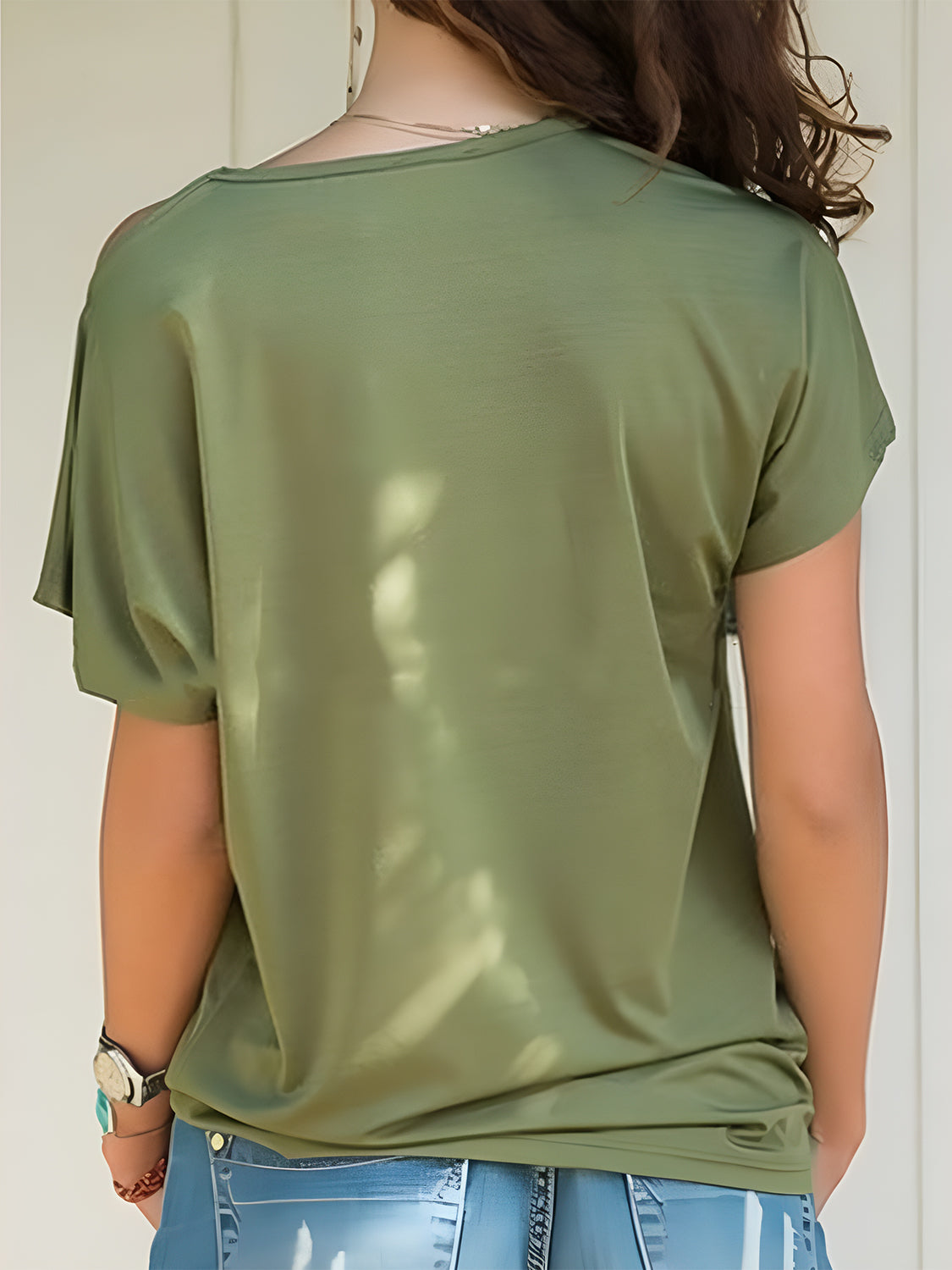 ASYMMETRICAL NECK T-SHIRT